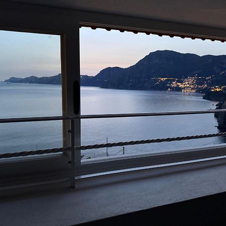 Appartamento La Mansarda Praiano Esterno foto