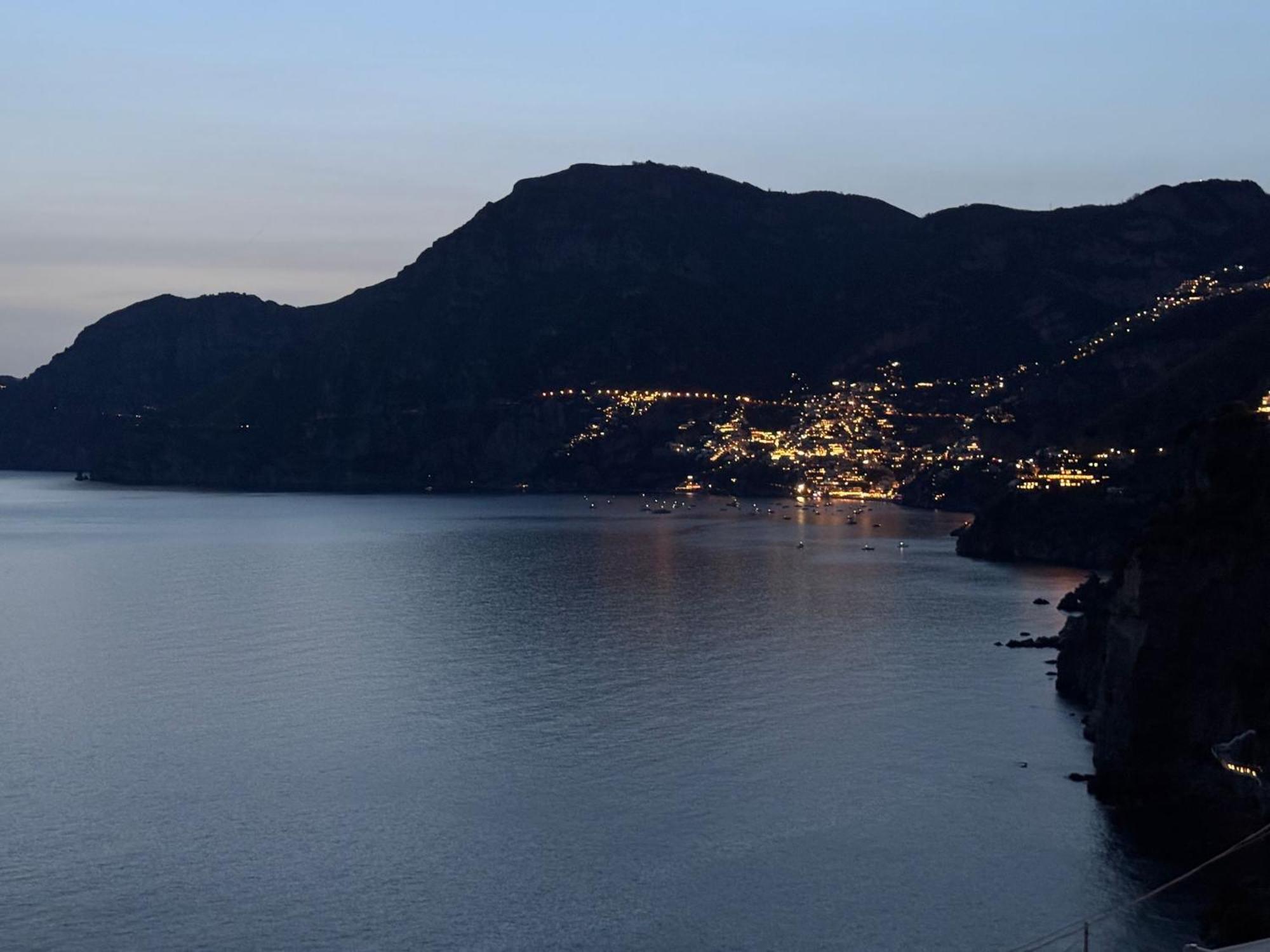 Appartamento La Mansarda Praiano Esterno foto